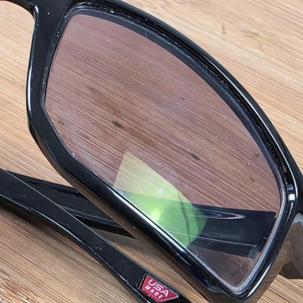 Oakley Gibston Sunglasses Mens 61-17-132 Black Brown Tinted Wrap USA OO9449-0160